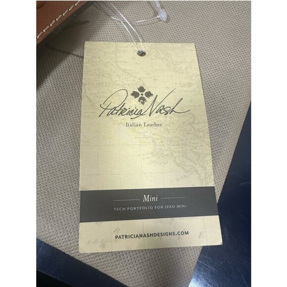 NWT Patricia Nash Women's Mini Tech Portfolio Brown Leather Embossed Design - Picture 5 of 8